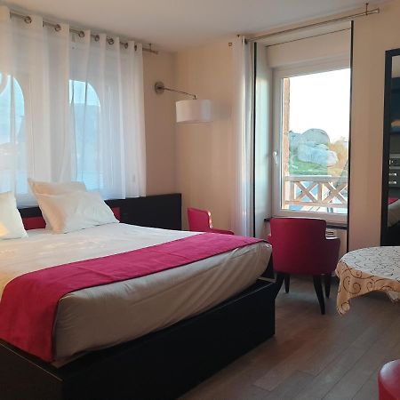 Logis Hotel Saint Guirec Et De La Plage 펄로스가이렉 외부 사진