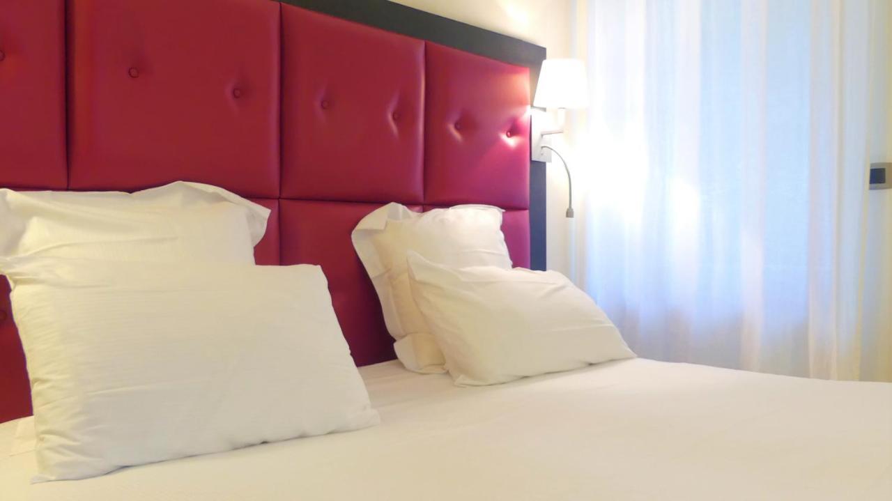 Logis Hotel Saint Guirec Et De La Plage 펄로스가이렉 외부 사진